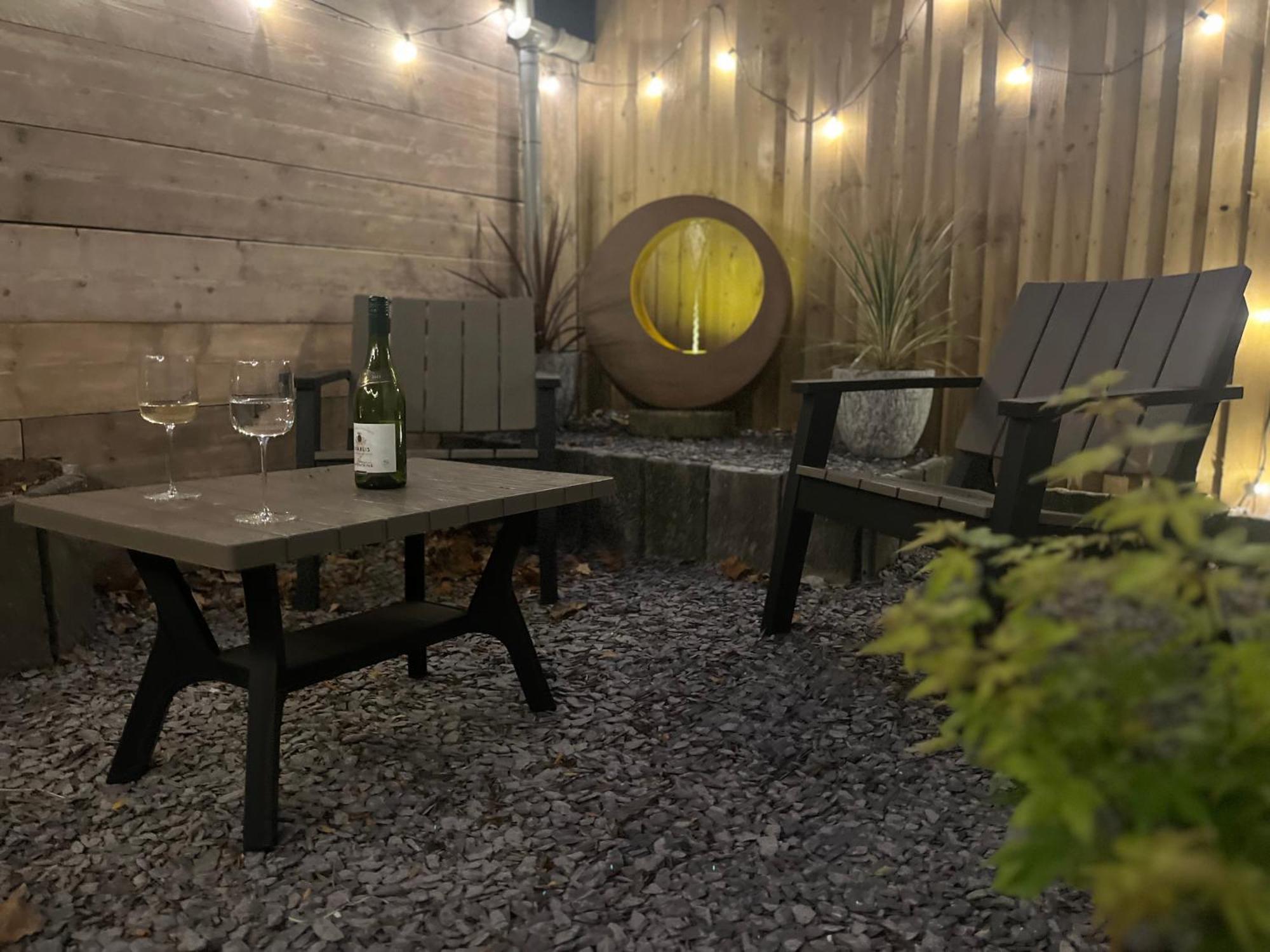 Posh Little Cottage Ланголен Екстериор снимка