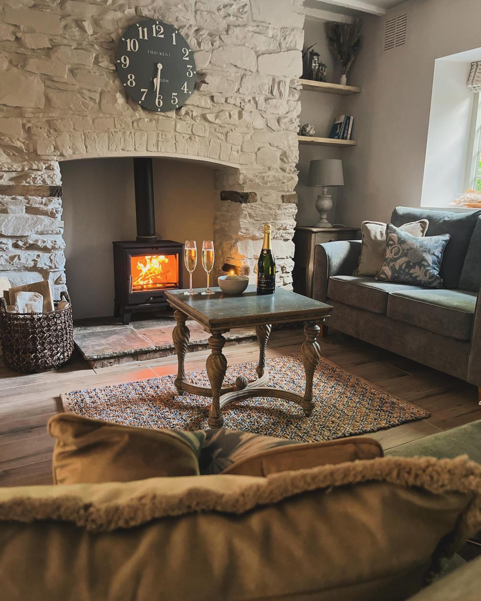Posh Little Cottage Ланголен Екстериор снимка