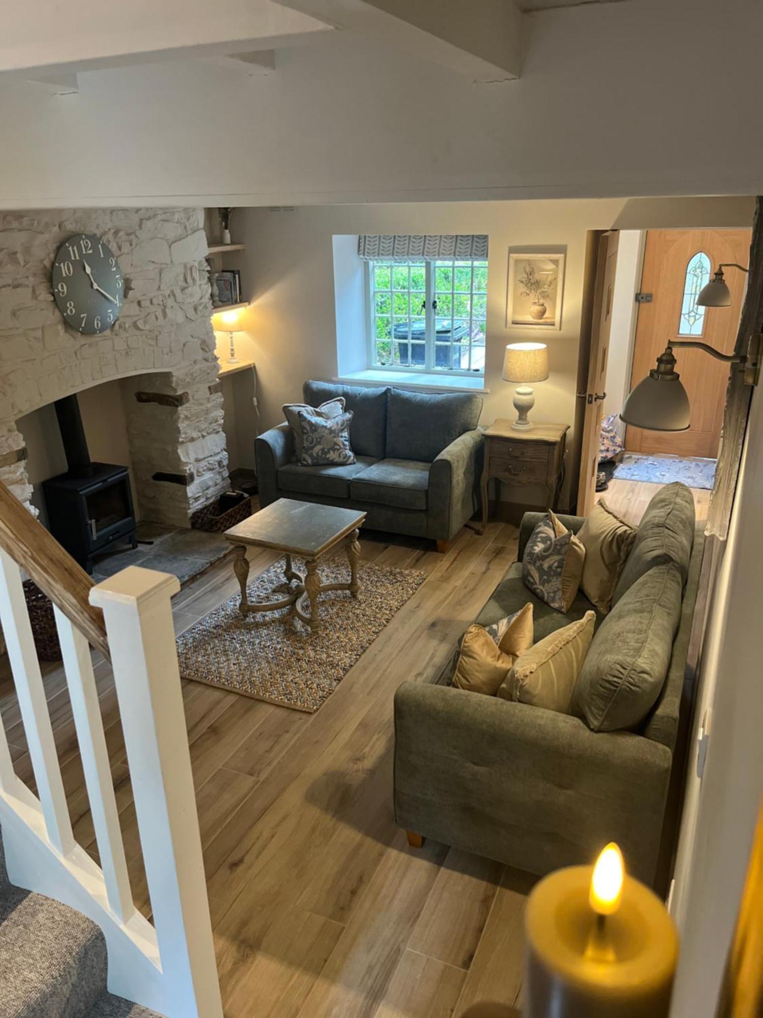 Posh Little Cottage Ланголен Екстериор снимка